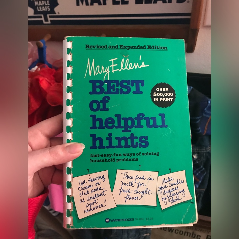1979 Mary E L L E N S Best of Helpful H I N T S book